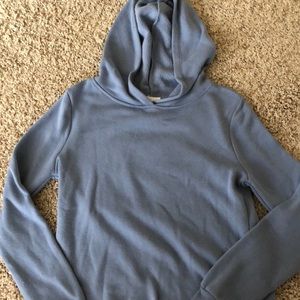 Blue cropped pullover